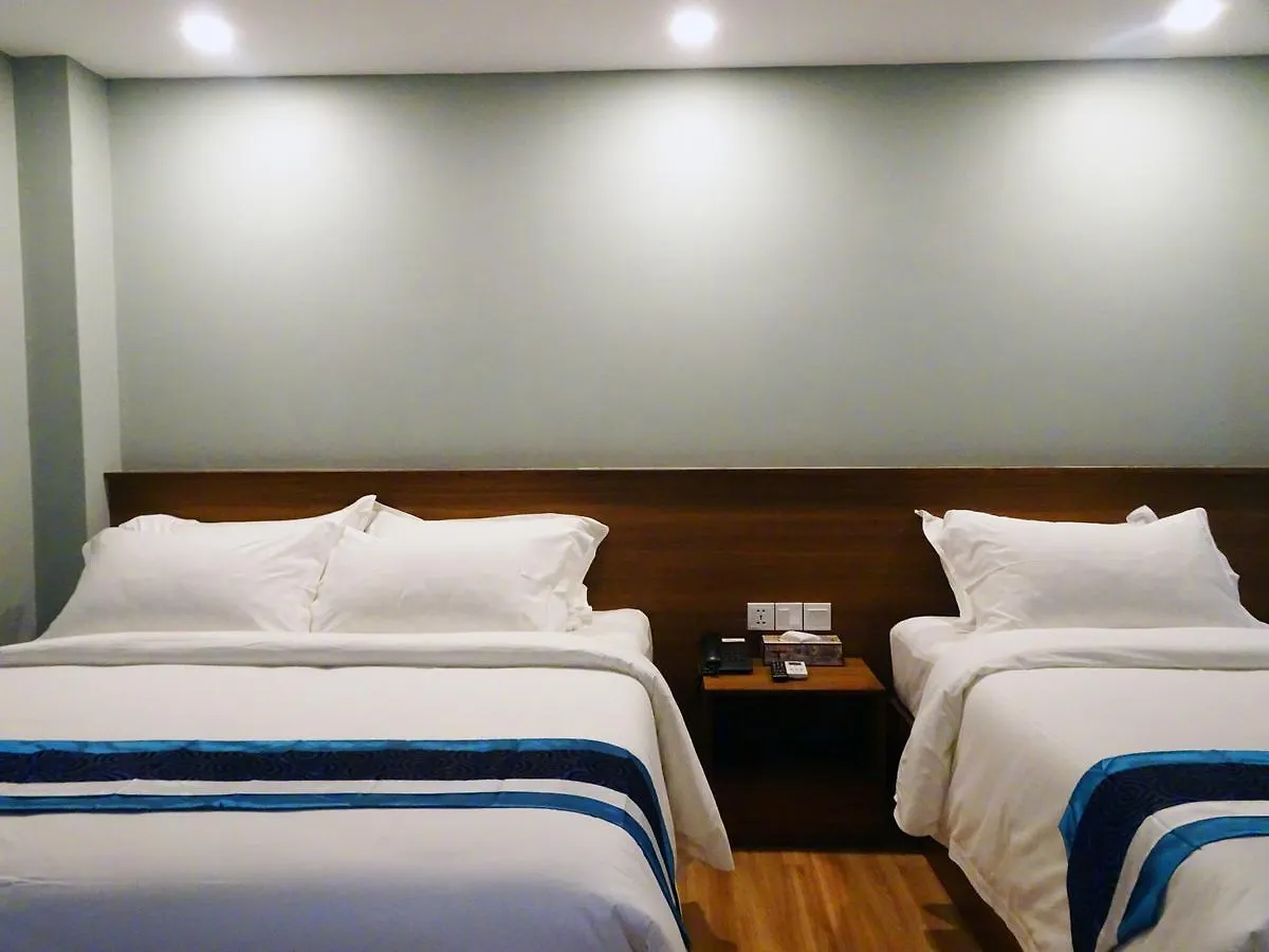 Hotel Azure Yangon